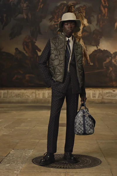 Look 14